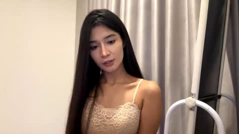 rubycrumbell online show from May 2026 10:44:01 AM