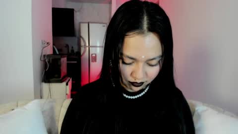Snapshot of rubyhlowe chatting on April 2026 03:01:04 AM RUBY online show from April 2026 03:01:04 AM