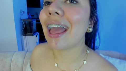 Snapshot of rubyhlowe chatting on April 2026 06:07:02 AM RUBY online show from April 2026 06:07:02 AM