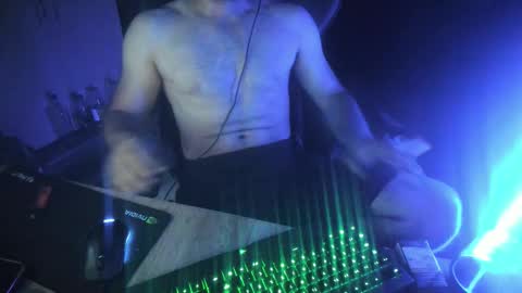 RumbleBumbles online show from December 2025 06:59:01 PM