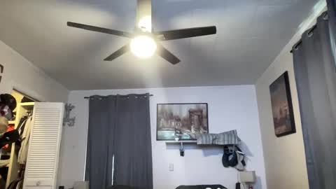 rumriddle555 online show from May 2026 01:17:02 PM