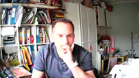 runner1978 online show from April 2026 08:09:02 AM