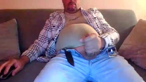 Snapshot of runner_1978 chatting on May 2026 09:11:01 PM runner_1978 online show from May 2026 09:11:01 PM