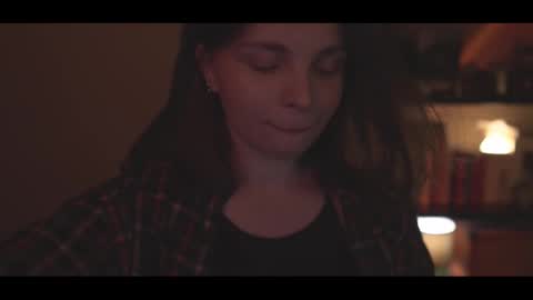 Elena online show from September 2025 10:32:01 PM