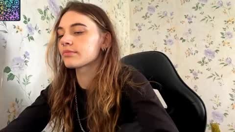 Lisa and Vlad online show from May 2026 10:24:02 AM