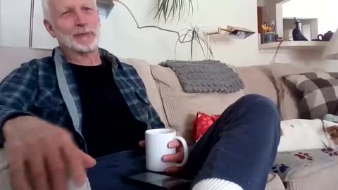 Snapshot of rustyx22 chatting on February 2025 02:20:02 PM Rusty online show from February 2025 02:20:02 PM