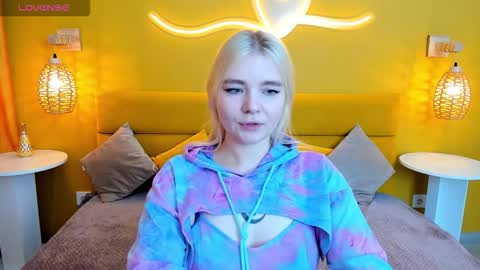 ruthbryant online show from October 2025 01:59:01 AM