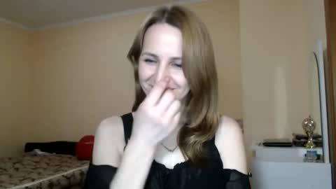 Ruth online show from November 2025 05:49:01 PM