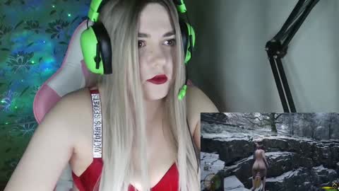 Tanyushka online show from January 2025 06:00:01 PM