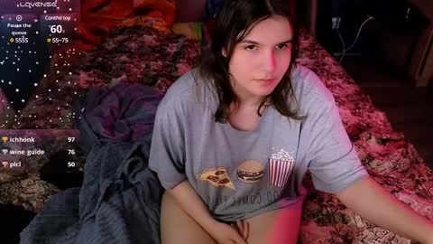 Ruyjin online show from December 2024 10:48:02 PM