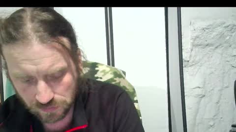 rwb1982 online show from December 2025 01:24:01 AM