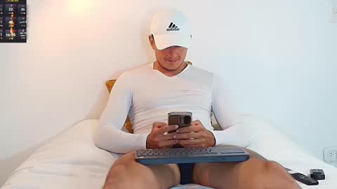 Sr Coast online show from November 2025 10:42:02 PM