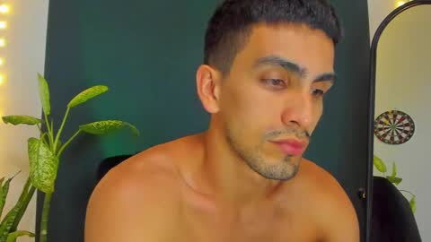 Snapshot of ryan_doyle chatting on September 2025 02:11:02 AM Ryan independent model online show from September 2025 02:11:02 AM