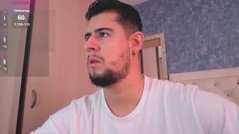 R Y A N online show from December 2025 01:29:01 PM