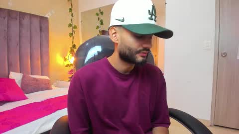 ryan_jackson_ online show from November 2025 05:22:02 AM