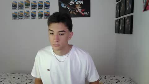 Snapshot of ryan_valentine17 chatting on June 2026 05:37:01 PM ryan online show from June 2026 05:37:01 PM