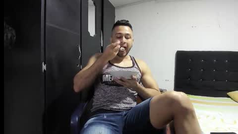 ryan_xc1 online show from December 2025 03:11:01 AM