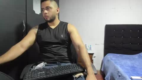 ryan_xc1 online show from July 2026 02:37:02 AM