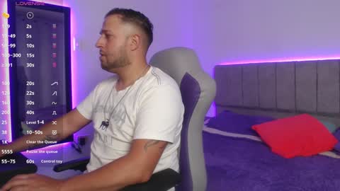 Snapshot of ryanandpamela_ chatting on December 2024 03:00:02 AM Ryan And Pamela online show from December 2024 03:00:02 AM