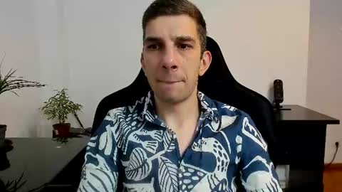 Andrew C. online show from June 2026 08:22:02 PM