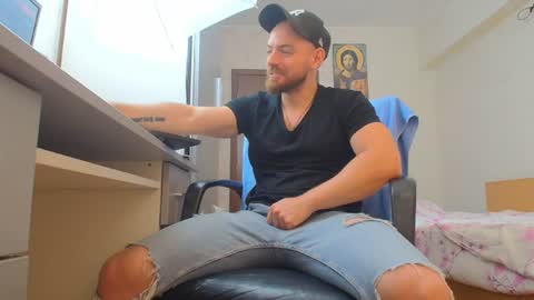 Ryanstone  online show from July 2026 08:01:02 AM