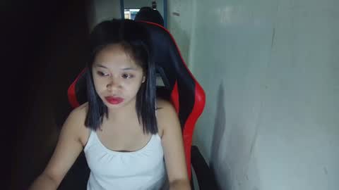 Snapshot of rylee_beau chatting on January 2025 10:36:01 PM Beau Angel online show from January 2025 10:36:01 PM