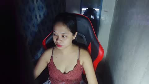 Snapshot of rylee_beau chatting on January 2025 11:06:02 PM Beau Angel online show from January 2025 11:06:02 PM