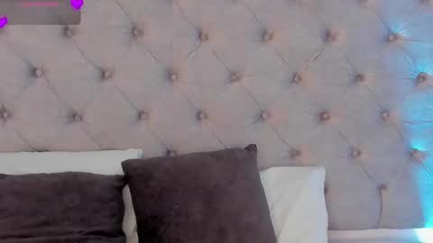 Saamy Reyes online show from January 2026 04:28:02 AM