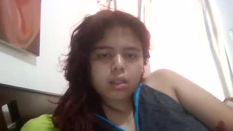 Snapshot of sabinamerchetti_ chatting on November 2025 09:27:02 PM Sabina Merchetti online show from November 2025 09:27:02 PM