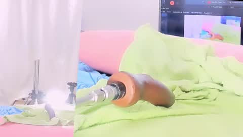 Sabrina Adams online show from December 2024 05:09:01 PM