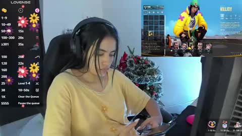 Angie  online show from December 2025 05:17:01 PM