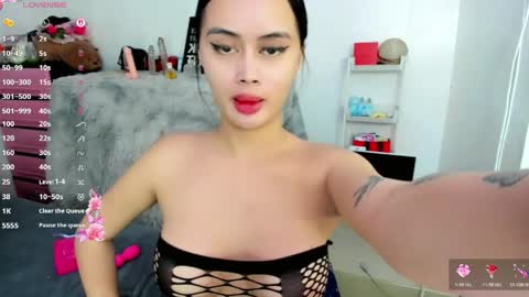 Snapshot of sabrina_inviting chatting on May 2026 02:07:02 AM Sabrina online show from May 2026 02:07:02 AM