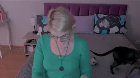 Sabrina MacMarren online show from February 2025 05:20:02 AM