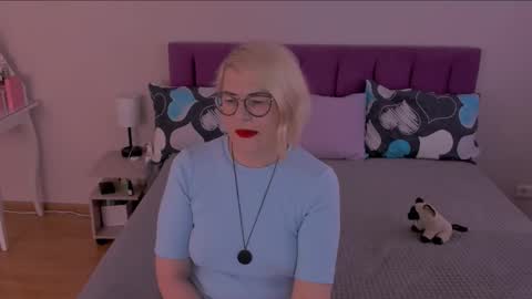 Sabrina MacMarren online show from February 2025 07:11:01 AM