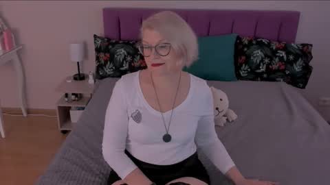 Sabrina MacMarren online show from March 2025 05:38:02 AM