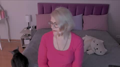 Sabrina MacMarren online show from March 2025 07:15:02 PM