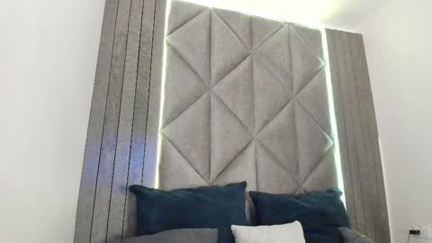 S A B R I N A  online show from March 2025 11:23:01 AM