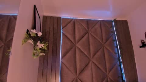 S A B R I N A  online show from October 2025 11:31:01 AM