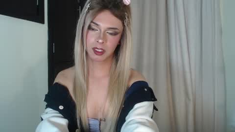 Snapshot of sabrinatshot chatting on May 2026 03:25:01 AM sabrinatshot online show from May 2026 03:25:01 AM