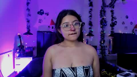 Sabrina  online show from December 2025 11:19:01 AM