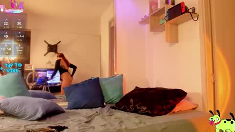 Sabrina  online show from December 2025 01:57:02 AM