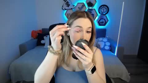 Sabrina Violet online show from January 2025 09:12:01 AM