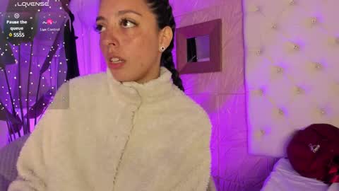 Snapshot of sadashi_moon chatting on February 2025 10:10:01 AM online show from February 2025 10:10:01 AM