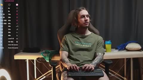 Adam online show from February 2025 10:14:01 AM