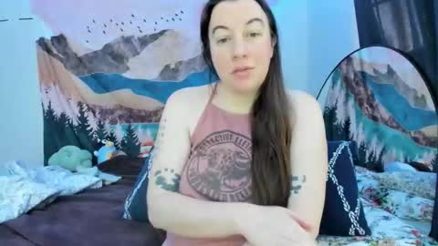 Snapshot of saggiemaggie chatting on January 2026 01:58:01 PM saggiemaggie online show from January 2026 01:58:01 PM