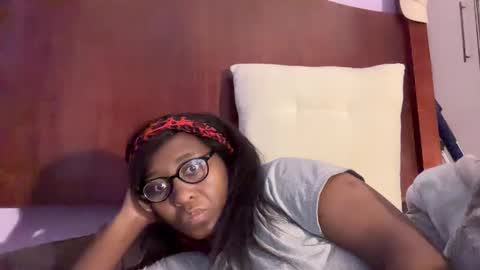 Snapshot of sahara_shine chatting on November 2025 04:03:02 AM cutie maya online show from November 2025 04:03:02 AM