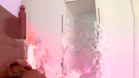 Snapshot of sahara_shine chatting on December 2025 01:16:02 PM cutie maya online show from December 2025 01:16:02 PM