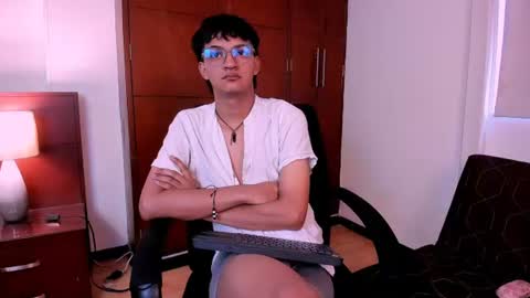 Snapshot of sahircharm chatting on June 2026 11:56:02 AM sahircharm online show from June 2026 11:56:02 AM