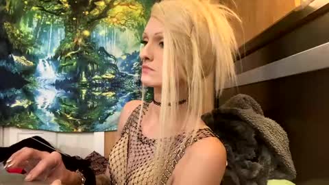 PupTwink online show from November 2025 04:23:02 AM