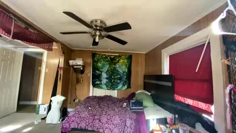 PupTwink online show from November 2025 04:53:01 PM